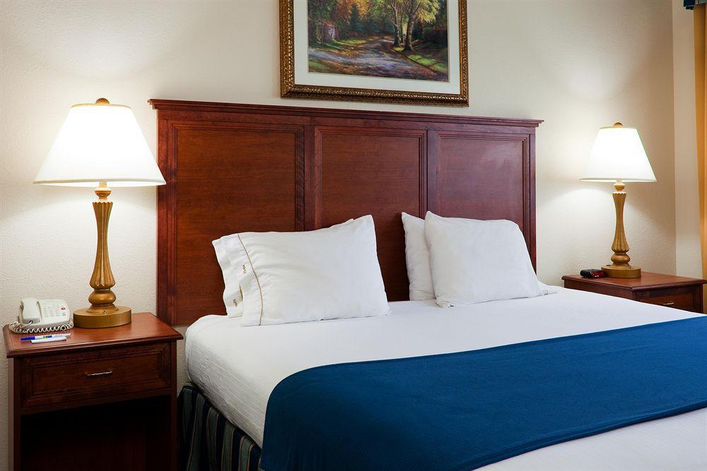 Holiday Inn Express Hotel & Suites Montgomery Boyd-Cooper Parkway By Ihg Eksteriør bilde